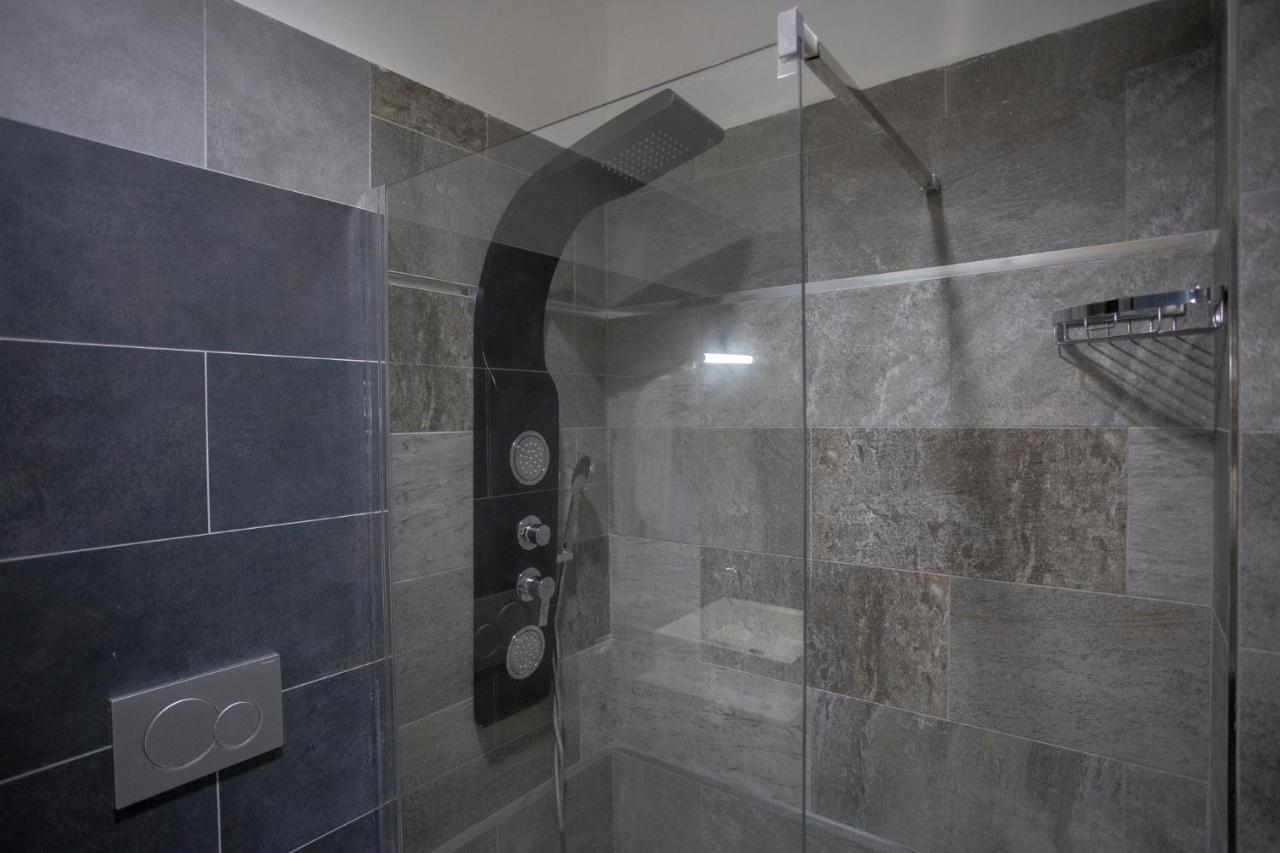 Lounge House Cunfida - San Pietro Apartment Rome Bagian luar foto